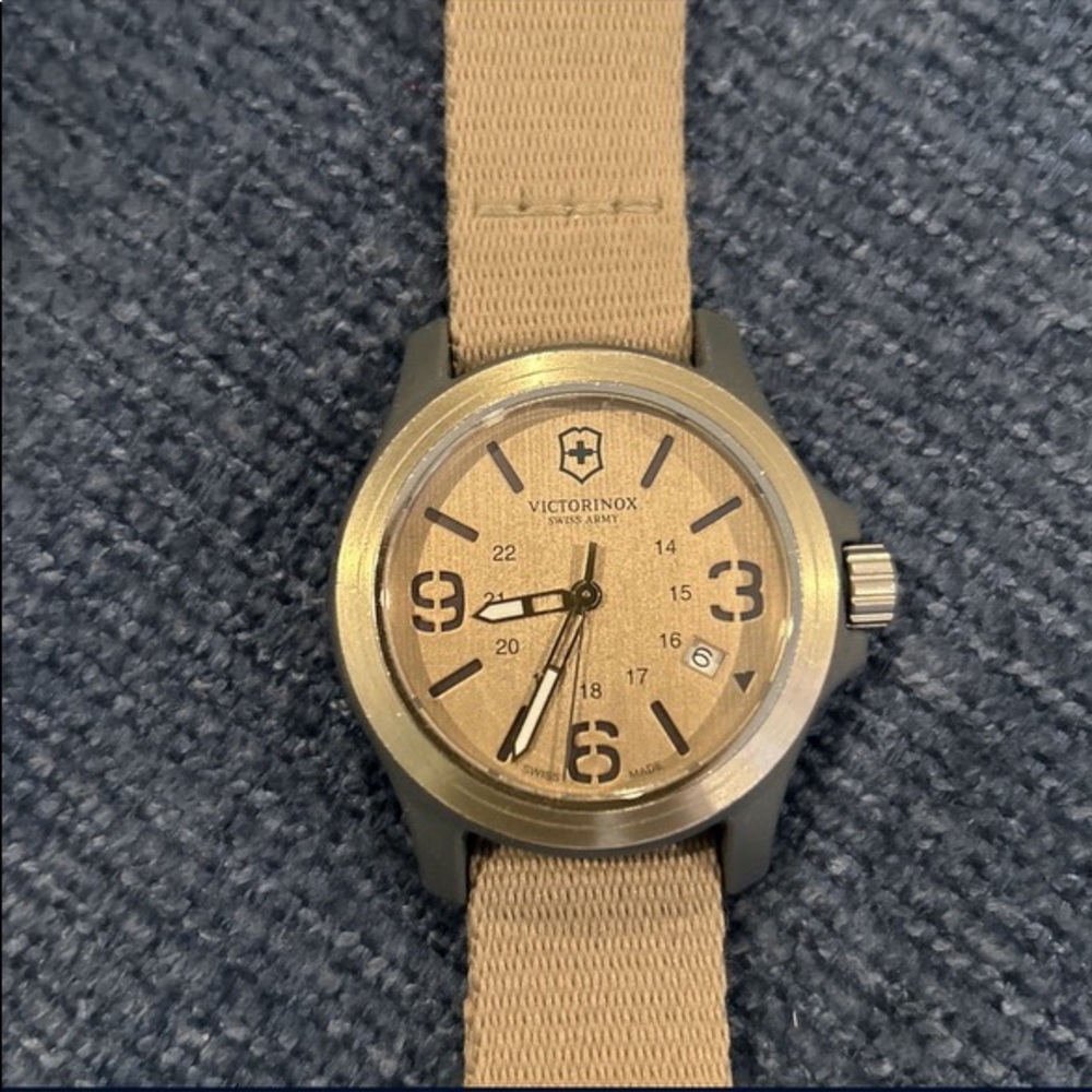 Victorinox Swiss Army Watch.